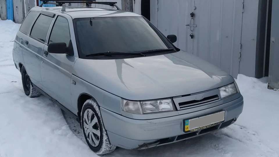 Lada 2111 4