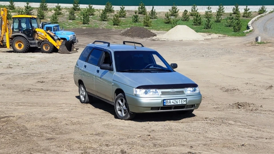 Lada 2111