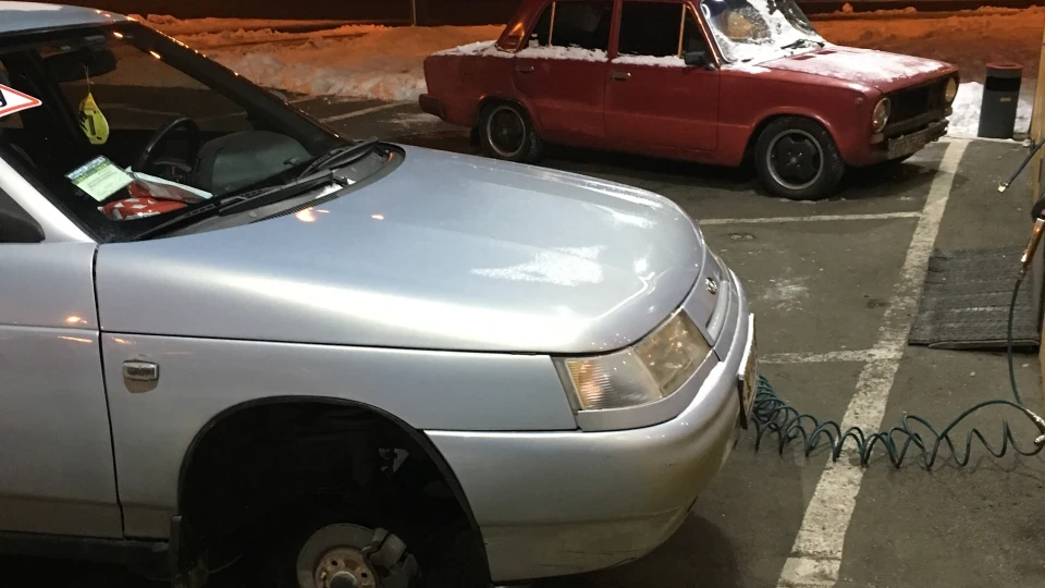 Lada 2111