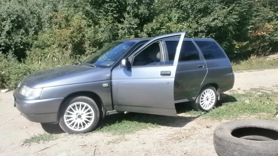 Lada 2111 2