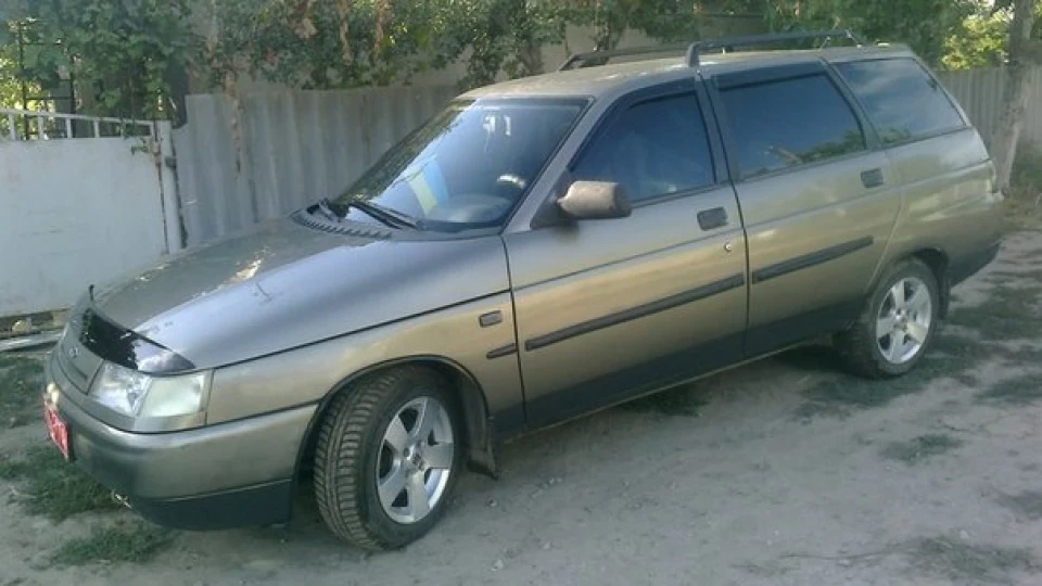Lada 2111