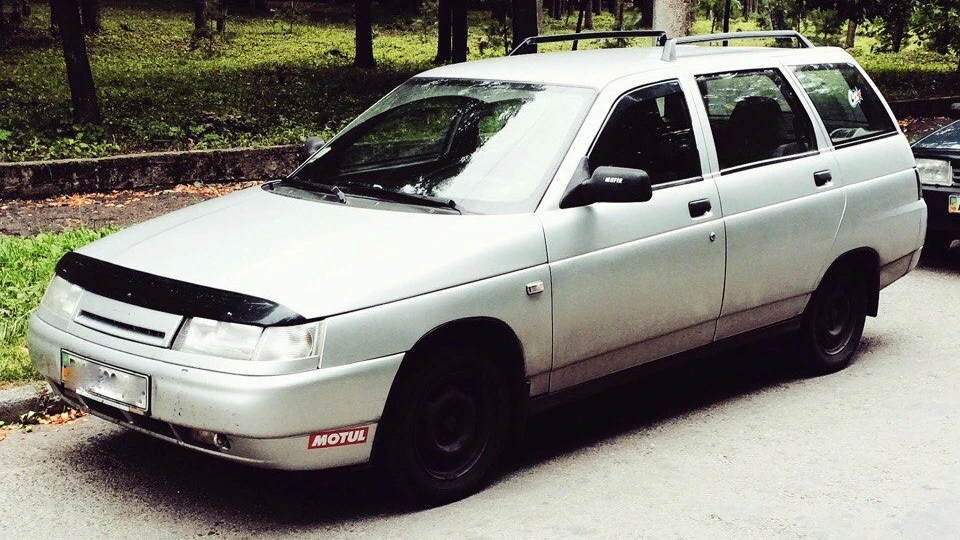 Lada 2111 4