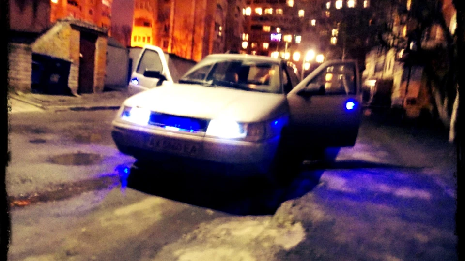 Lada 2111 4