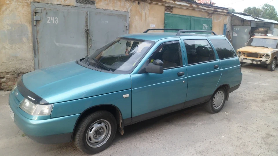 Lada 2111 2