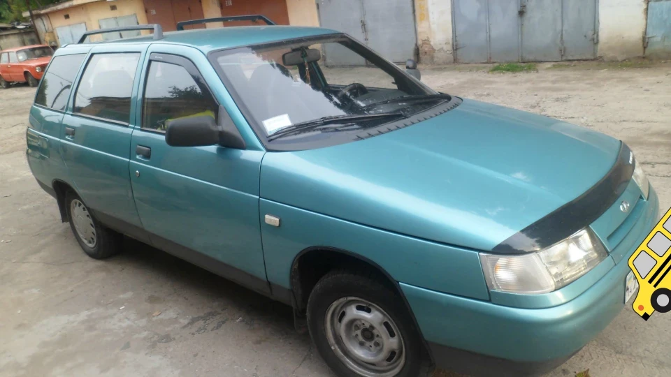 Lada 2111 4
