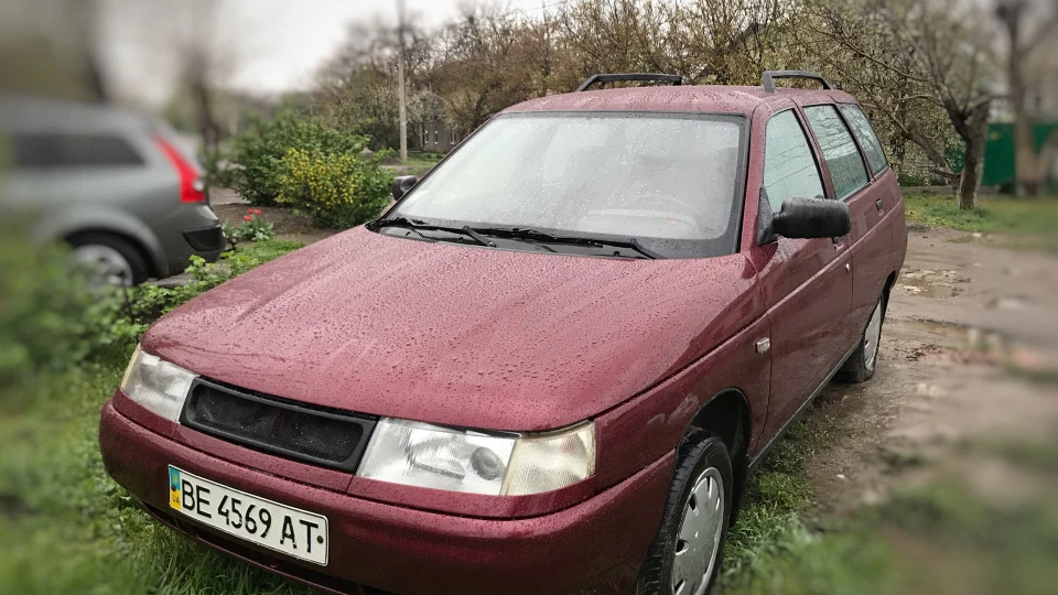 Lada 2111
