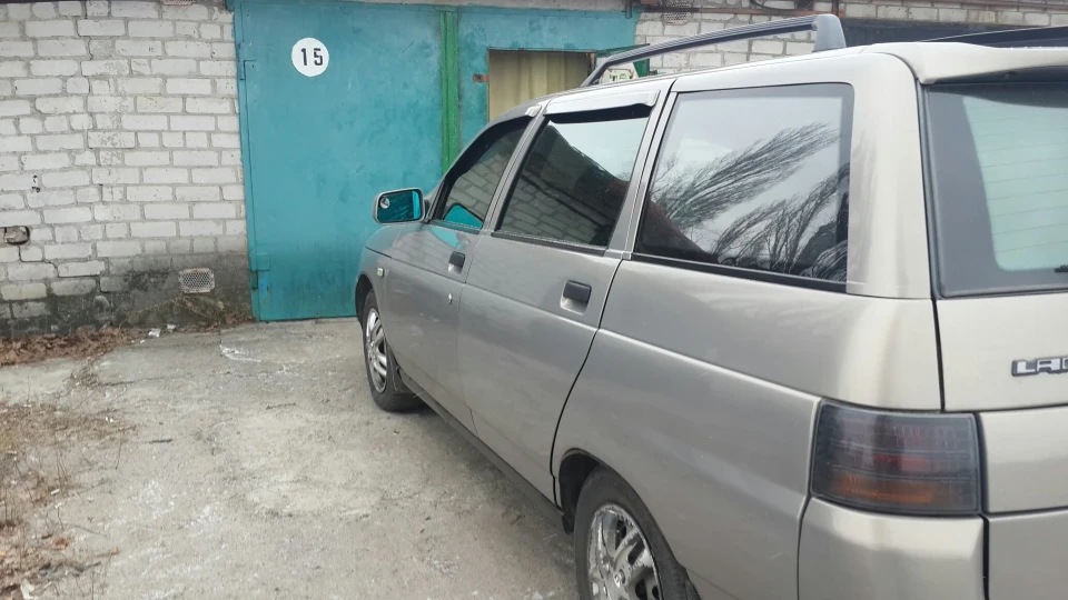 Lada 2111