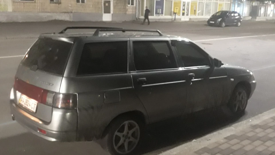 Lada 2111 4