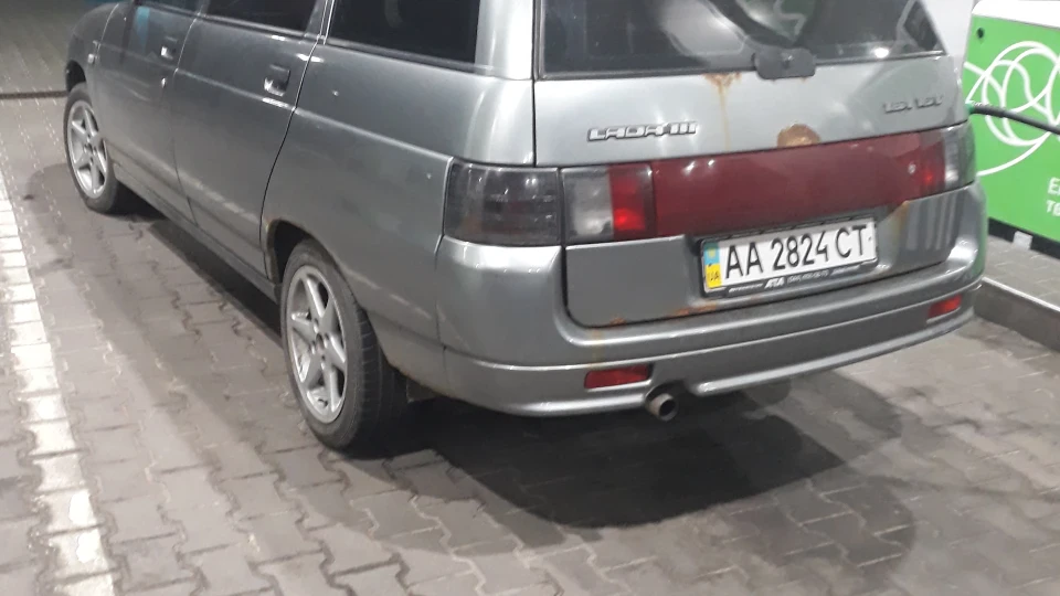 Lada 2111 5