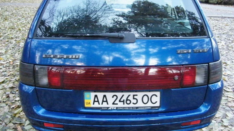 Lada 2111 4