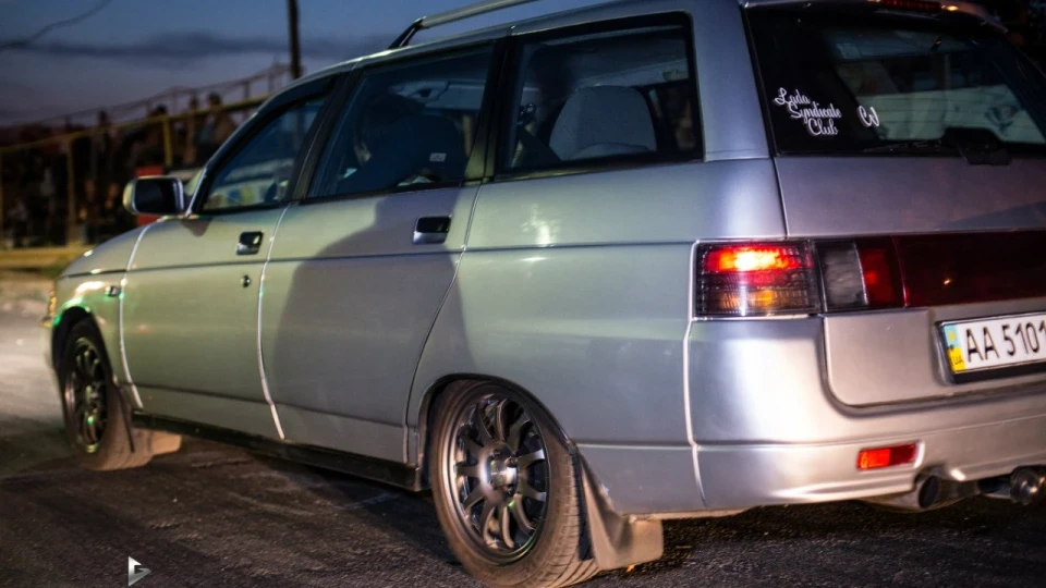 Lada 2111 1.6 16V Срібло 2