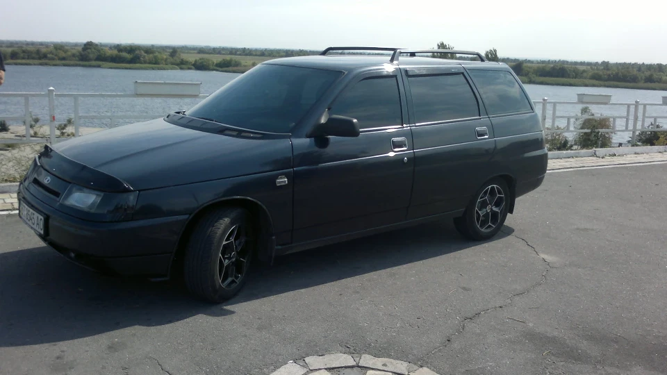 Lada 2111 Black Wagon 3