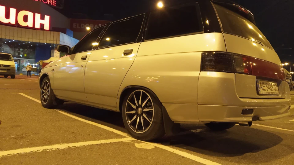 Lada 2111 Чорно-сіра імла 3