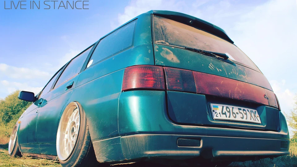 Lada 2111 Live in stance 5