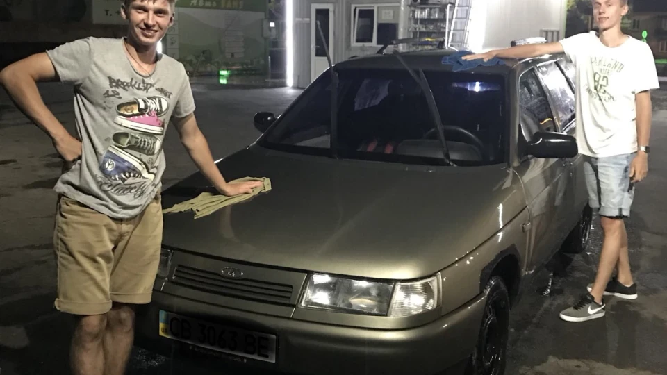 Lada 2111 Olivka 3