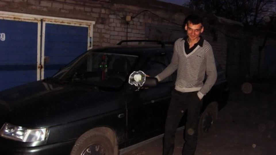Lada 2111 російський автомобіль 2