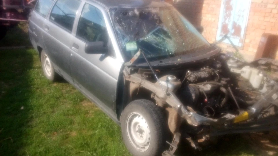 Lada 2111 Сріблястий вагончик