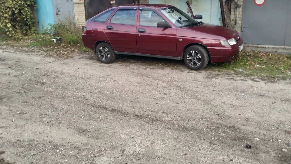 Lada 2112 2
