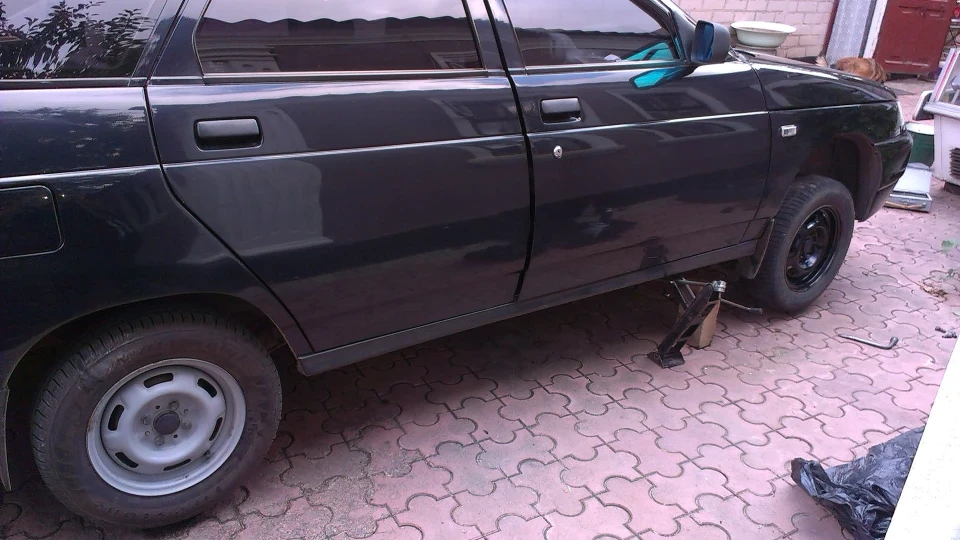 Lada 2112 4