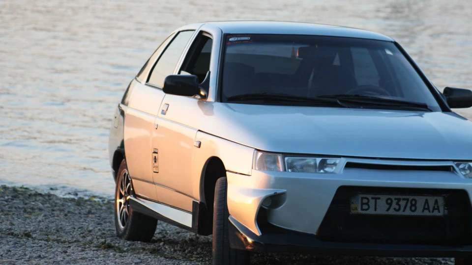 Lada 2112 4