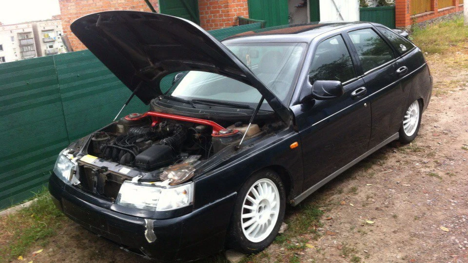 Lada 2112 4