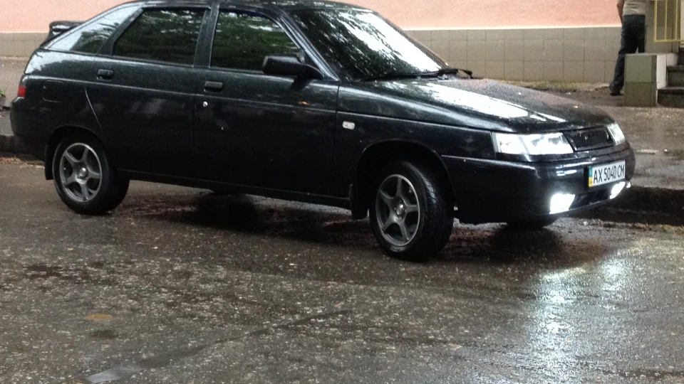Lada 2112 4