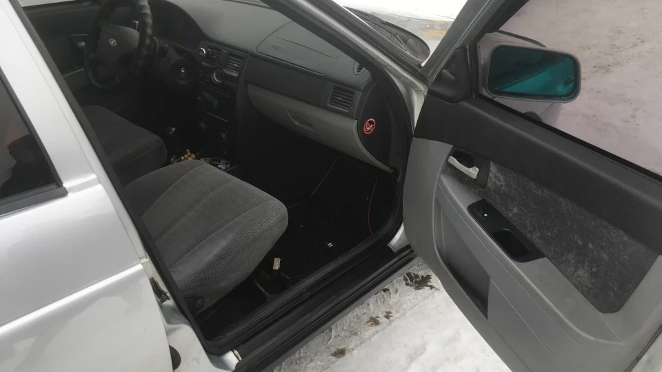 Lada 2112 4