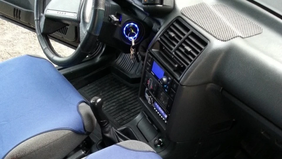 Lada 2112 4