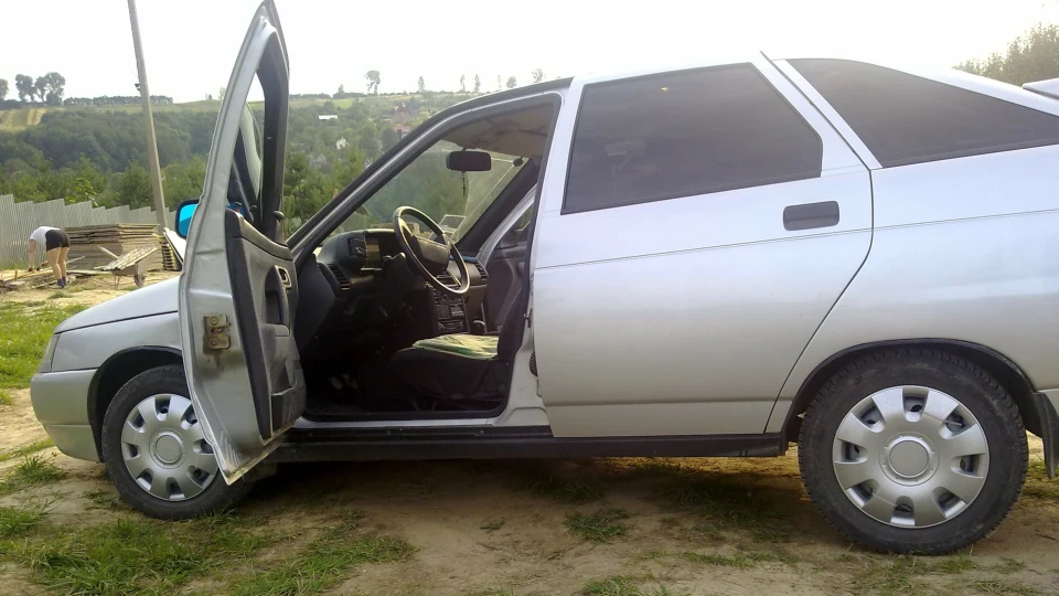 Lada 2112 2