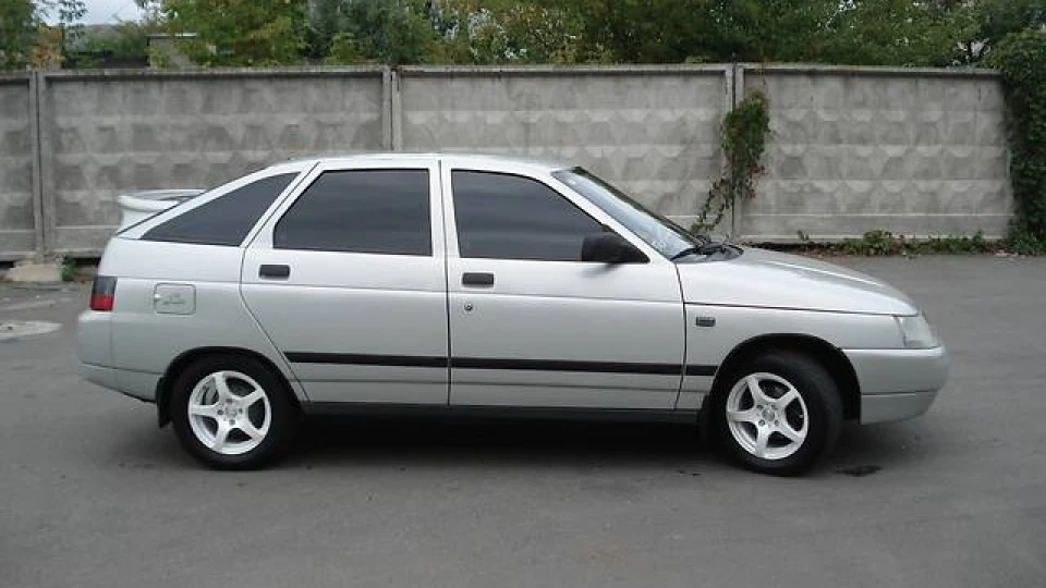 Lada 2112 4