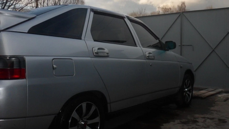 Lada 2112 2