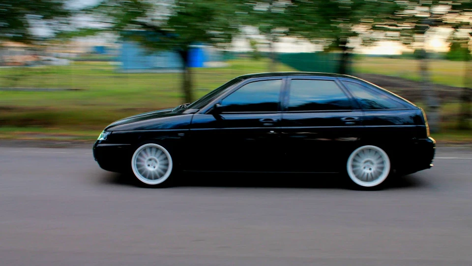 Lada 2112 BLACK (Космос) 3