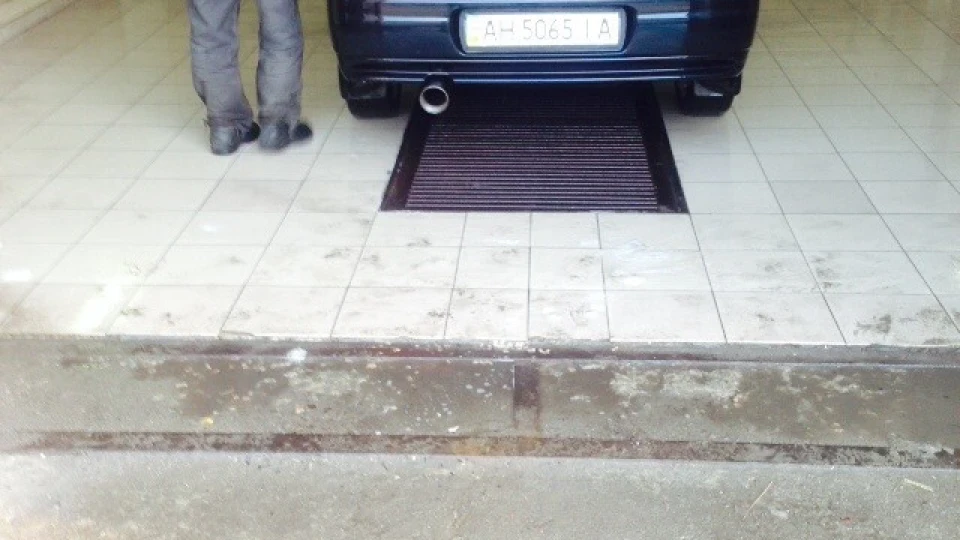 Lada 2112 black 2