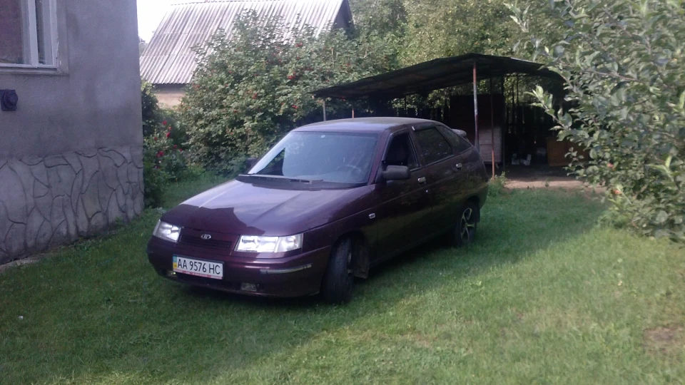 Lada 2112 Cherry 2