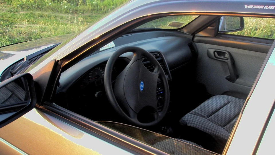 Lada 2112 first car 4