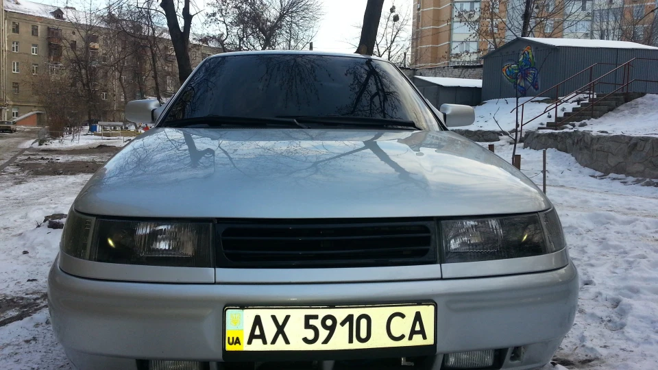Lada 2112 LEGO 4