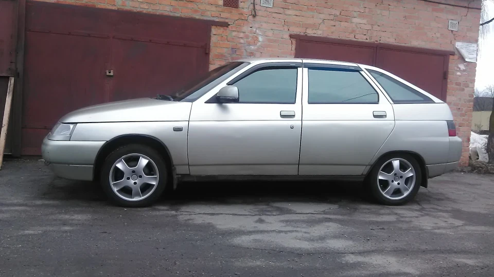 Lada 2112 Melted Water S.E. 2