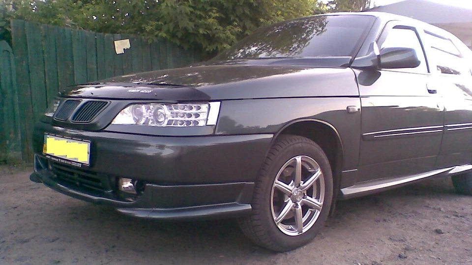 Lada 2112 vaz 21124 2