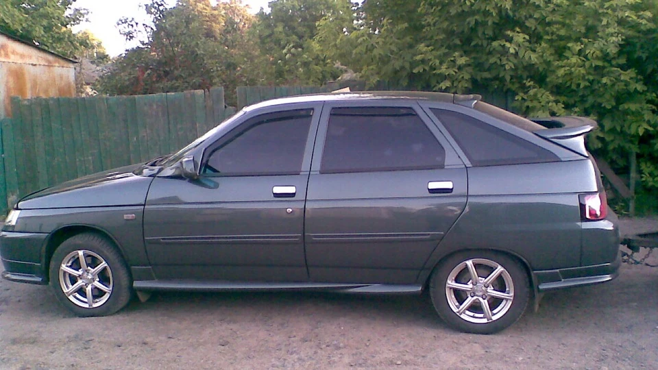 Lada 2112 vaz 21124 4