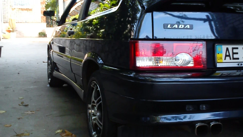 Lada 2113 1.6 16V 4