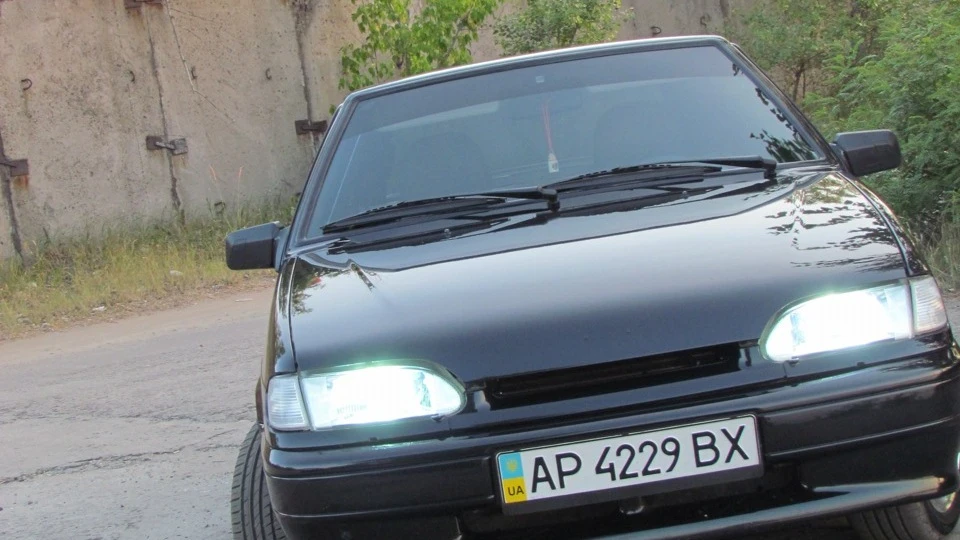 Lada 2113 Black-Star 4