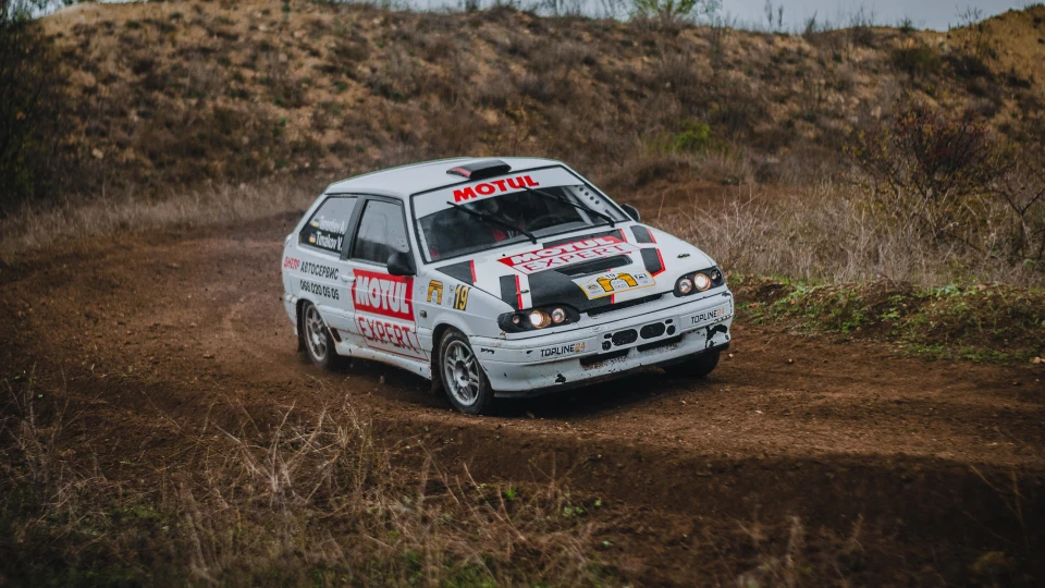 Lada 2113 Sport 5