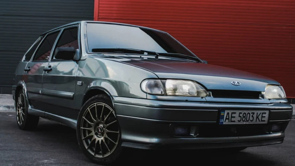 Lada 2114 4