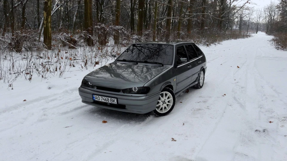 Lada 2114 4