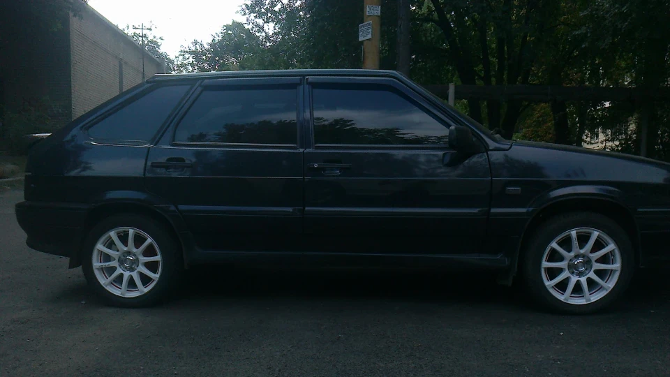 Lada 2114 4
