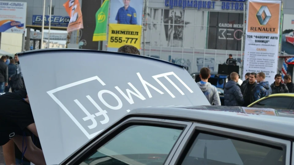 Lada 2114 4