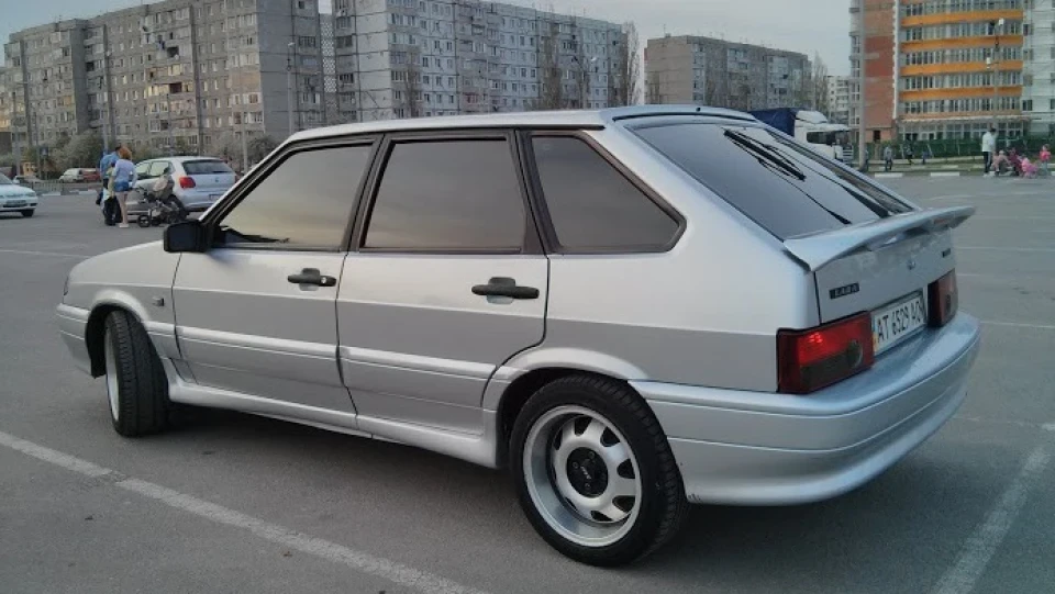 Lada 2114 3
