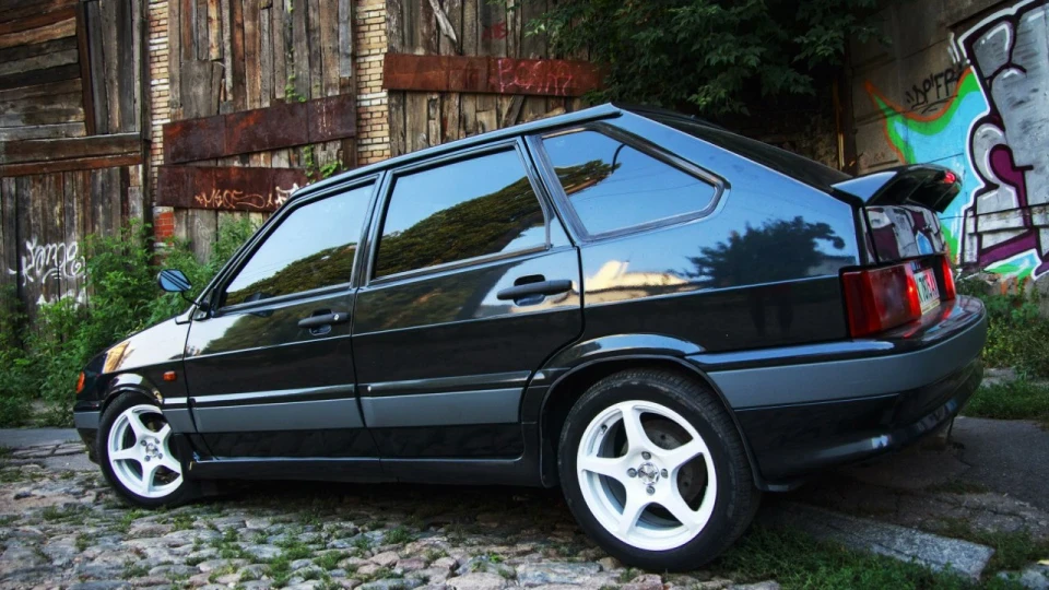 Lada 2114 4