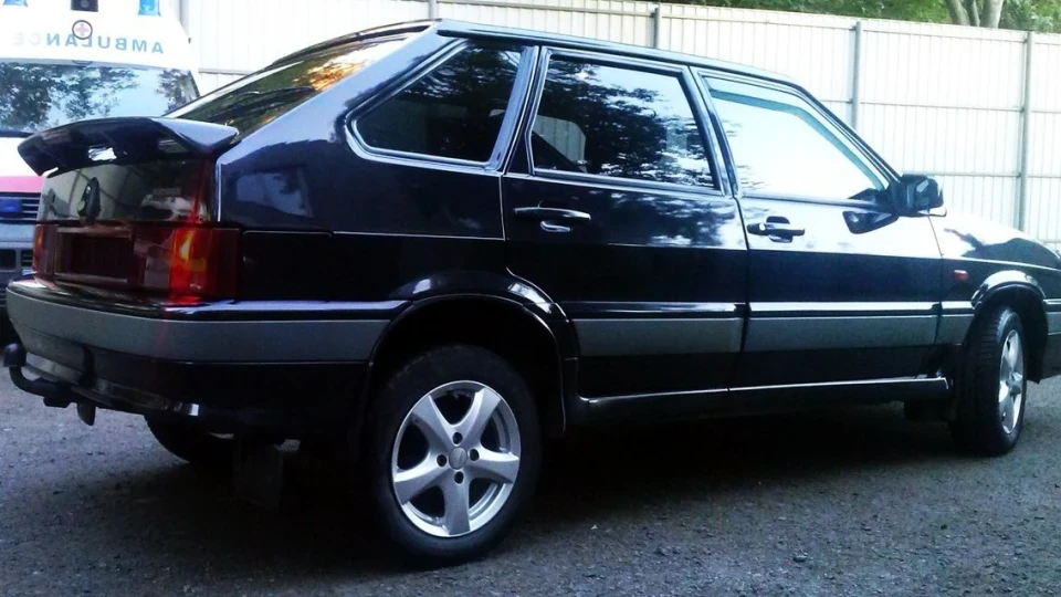Lada 2114 4