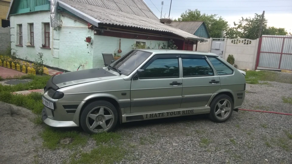 Lada 2114 1.6T 16v 5